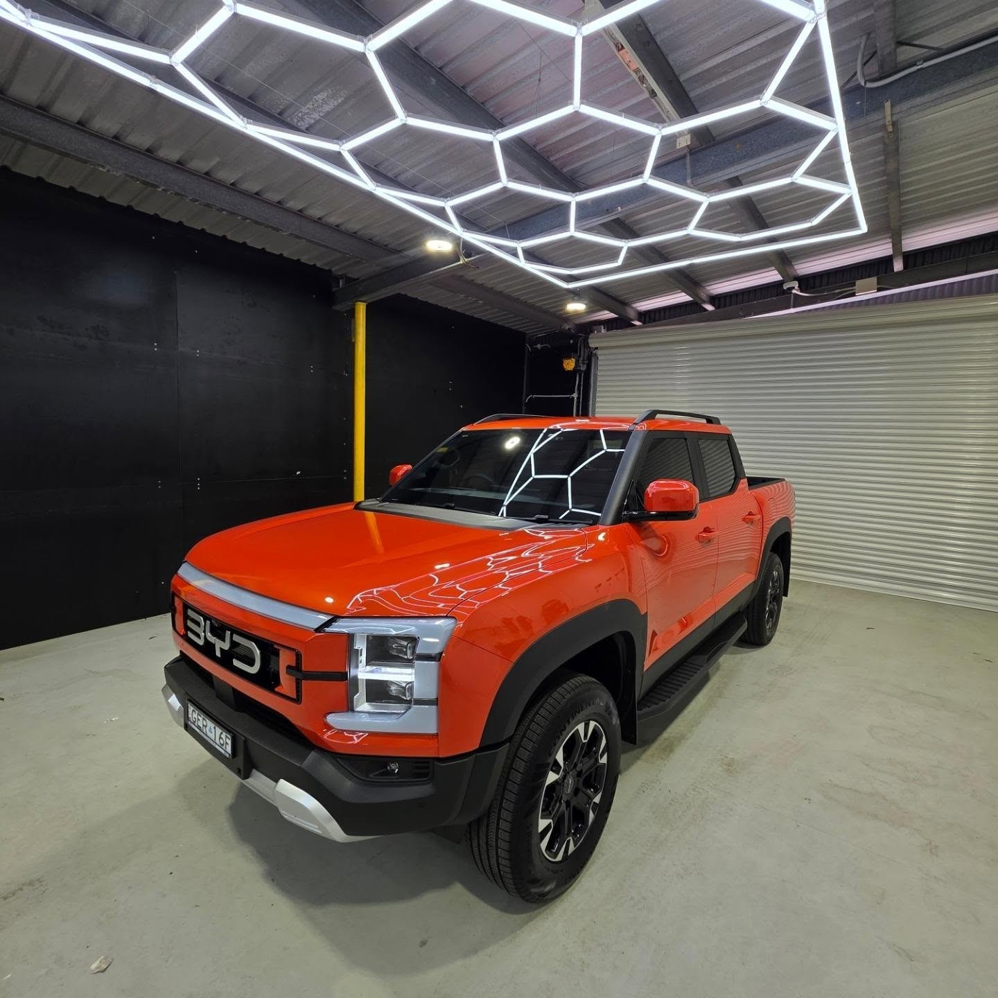 Commercial window tinting Kelso - electric ute tinted rear glass